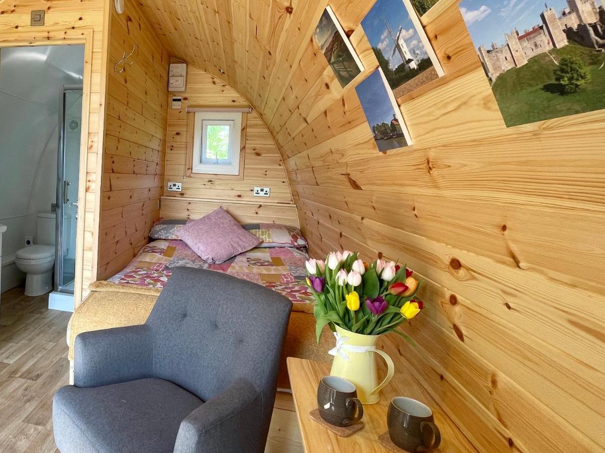 Waterpump Pod For 2 Adults With Ensuite In The Suffolk Countryside Badingham Bagian luar foto