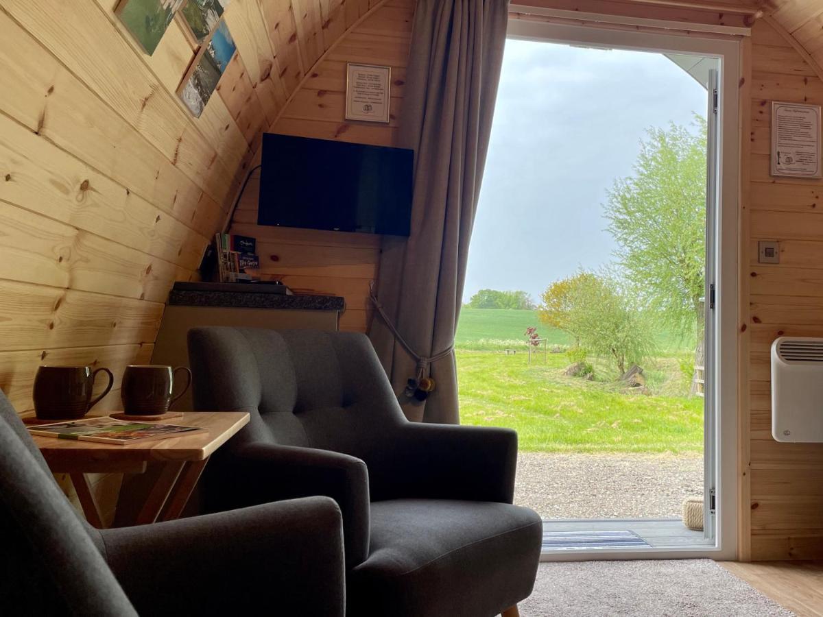 Waterpump Pod For 2 Adults With Ensuite In The Suffolk Countryside Badingham Bagian luar foto