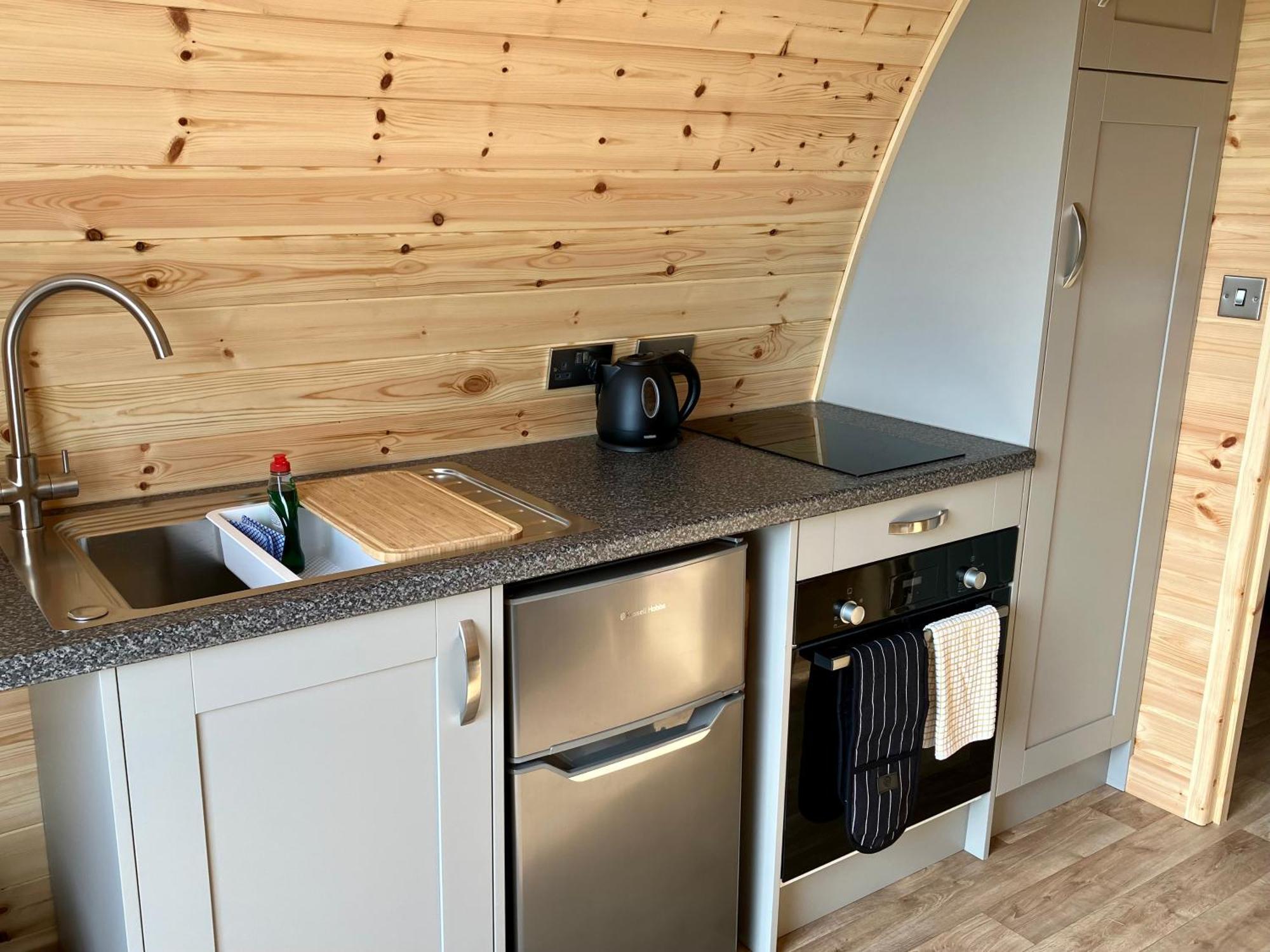 Waterpump Pod For 2 Adults With Ensuite In The Suffolk Countryside Badingham Bagian luar foto